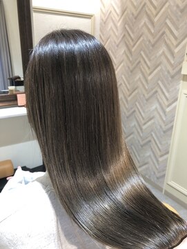 トゥーリ 筑紫野店(tuuli) tuuli筑紫野 ダークグレージュ 八谷昌直