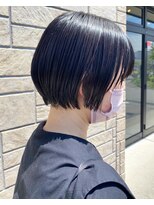 フィオーレ ヘアデザイン(FIORE hair design)&nbsp;ショートボブ　暗髪