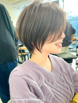 ビュートヨナカ(VIEW TOYONAKA) 大人ショートボブ/オリーブグレージュ/ボブヘア/透明感カラー