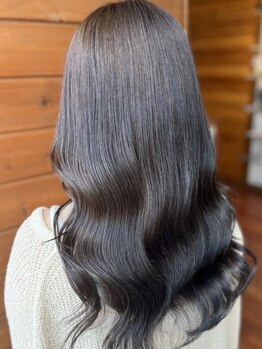 パレッツ Palet's LADY'S & MEN'S HAIRの写真/＜三原/皆実＞艶のある上質な色味を実現♪お客様の「理想」を叶えるグレイカラーでワンランク上の大人髪。