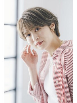 カーロ(Caro) 大人ショート/ひし形ショート/透明感カラー