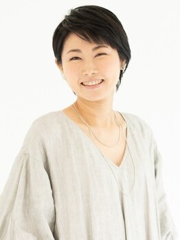 サロン ド グラース インターナショナル(Salon de GRACE international)の写真/《作りこまない自然な美しさを＊》細やかなカウンセリングから年齢やお悩みに合ったスタイルをご提案！