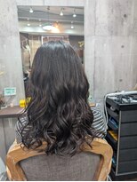 ルアン(Luan)&nbsp;コテ巻き仕上げ