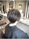 大人ショート細めハイライト白髪ぼかしくすみカラー40代50代