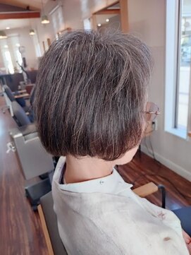 サク(SAKU) ショートボブスタイル