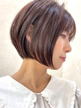 大人かわいいショートボブ×傷めない白髪染め