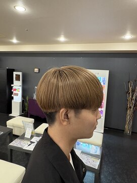 アイズ 本厚木(AIZU) メンズハイトーンカラー ブリーチ メッシュ ハイライトカラー
