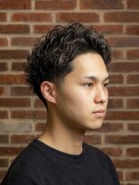 ミリオンバックス 神田店(Million Bucks)&nbsp;スパイキーショート<理容室>[メンズ/眉毛/バーバー/御徒町]