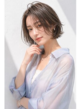 アッシュ 学芸大学店(Ash) ショートボブ/大人女性/グレーアッシュ/白髪ぼかし/脱白髪染め
