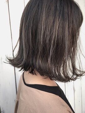 クロックレス (CLOCKLESS) 切りっぱなしボブ　×　ハイライト＃CLOCKLESS伊勢崎