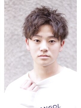 ブレイズ コクラ(BLAZE KOKURA) センターパート！束感パーママッシュ！