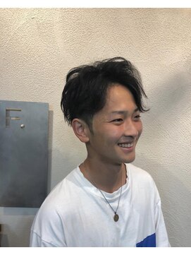 エフ ナカイタバシ(F) センターパート