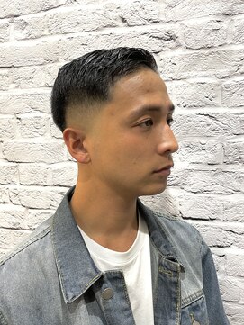 グレイスフル バーバープラチナム 六本木店(Graceful Barber platinum) スキンフェード/七三分け/バーバー/ビジネスショート