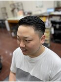 刈り上げ2ブロックベリーショート