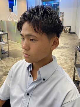 アンサー 千葉中央(UNSER prod by THE DAY) ツーブロアップバングショート