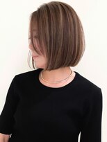 ジル ブラン 福岡(JIL BLAN) ハイライトレイヤーカットショートボブイルミナカラー天神大名