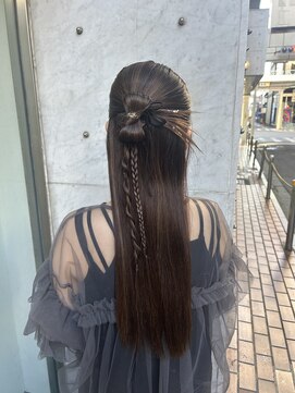 ミラ(Mila) 前からでも可愛く＊カチモリハーフアップ！！