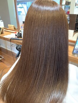 ノンダメージサロン 鹿児島宇宿店の写真/極上の艶と色味で若々しい印象を叶える“ノンダメージカラー”30代、40代女性からの支持多数！