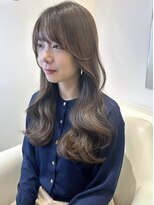 ノーチェ(noche) 柔らかく動きのあるレイヤースタイル
