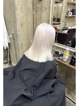 ヘアカロン 熊本本店(Hair CALON) ホワイトカラー