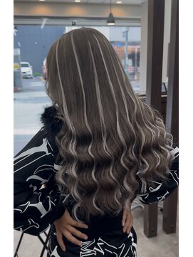 エミーバイモアムー(Emmie byMoremuu) 【RYUKI】グレージュ