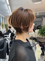 アルトル 池袋(altru) ◇ショートボブホワイトグレージュミニウルフチェリーブラウン