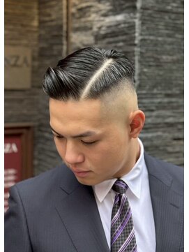 ヒロギンザ 京都本店(HIRO GINZA) サイドパート スキンフェード