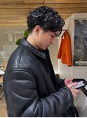 緩めスパイラル前下がりセンターパート
