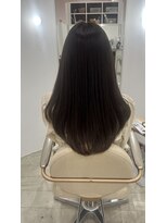 プロスプロカ(Pros-Proca)&nbsp;ストレートパーマの艶ロングヘア
