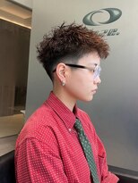 ウーズ ハラジュク(Ooze.HARAJUKU) ハッシュカットグレージュデザインカラーツートーンカラー原宿