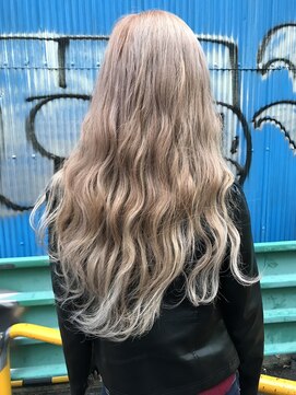 あるじゃんすー 神戸三宮店 Whiteアンニュイウェーブ#エクステ#神戸#グラデーションカラー