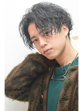 ルックグッドストア(LOOK GOOD STORE) スパイラルパーマ波巻きパーマセンターパート韓国マッシュ元町
