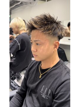 スキル 渋谷(SKILL) フェードカット/バリアート/刈り上げ/メンズショート/短髪