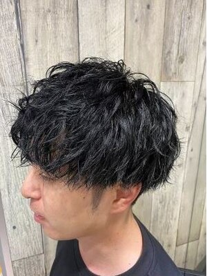 【パーマ・カット￥9500】ツイストパーマ/スパイラルパーマ等、周りと差がつくスタイルをご提案！