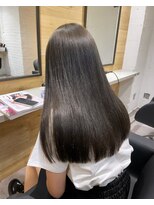 エイト 福岡天神店(EIGHT fukuoka)&nbsp;オリーブグレージュ