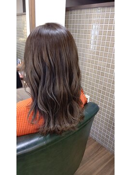 ミーツ meets+ シルバーアッシュ☆ゆるふわスタイル