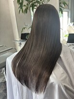 クロ(Chro)&nbsp;ダークグレージュ