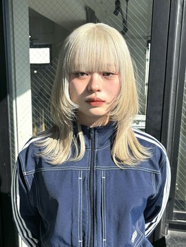 ザ オーダー(THE ORDER) ハイトーン ホワイトブロンド ベージュ 金髪ウルフ