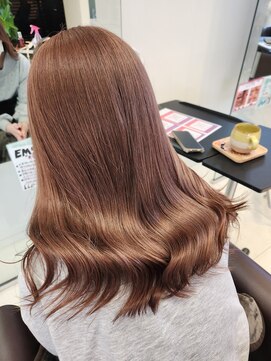 スリーヘアーデザインズ(Three Hair Designs) a