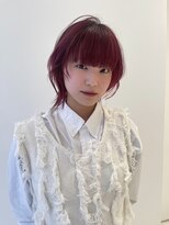 レノ(RENO)&nbsp;ボルドーワインレッドショートマッシュウルフレイヤーカット