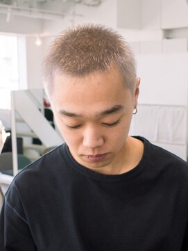 ワク(WAKU) 【WAKU】メンズ/スキンフェード/ミルクティーベージュ