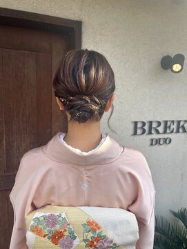 トータルビューティブレイクデュオ(TOTAL BEAUTY BREK DUO) ヘアセット