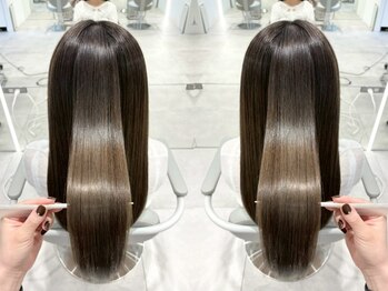 ソト 銀座(soto.)の写真/【ダメージレス縮毛矯正】触りたくなる極上のツヤ髪に。指通りもなめらかな自然なストレートが叶う[銀座]