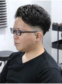 メンズパーマ フェード スキンフェード 刈り上げセンターパート