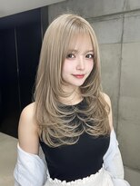 ムク(:muku) ミルクティーブロンド/ワンホンレイヤー/卵型