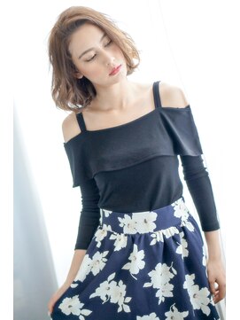 リリーオブザベイス(Lily of the Vase) ゆるふわ☆ワンレンボブ