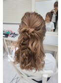 ルーズハーフアップ