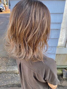 メイヘア(May Hair) ハイライトとグラデーション