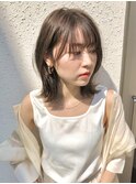 切りっぱなしボブ レイヤー くすみベージュ 小顔