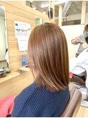 アッシュグレージュカラーで大人感UP!